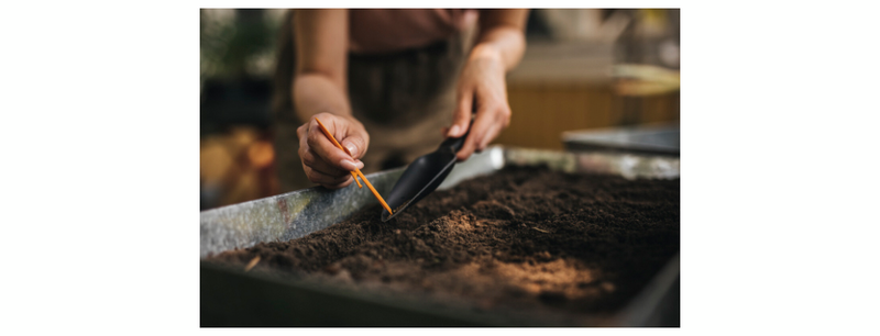 Siementen istutuslapiossa Fiskars Solid