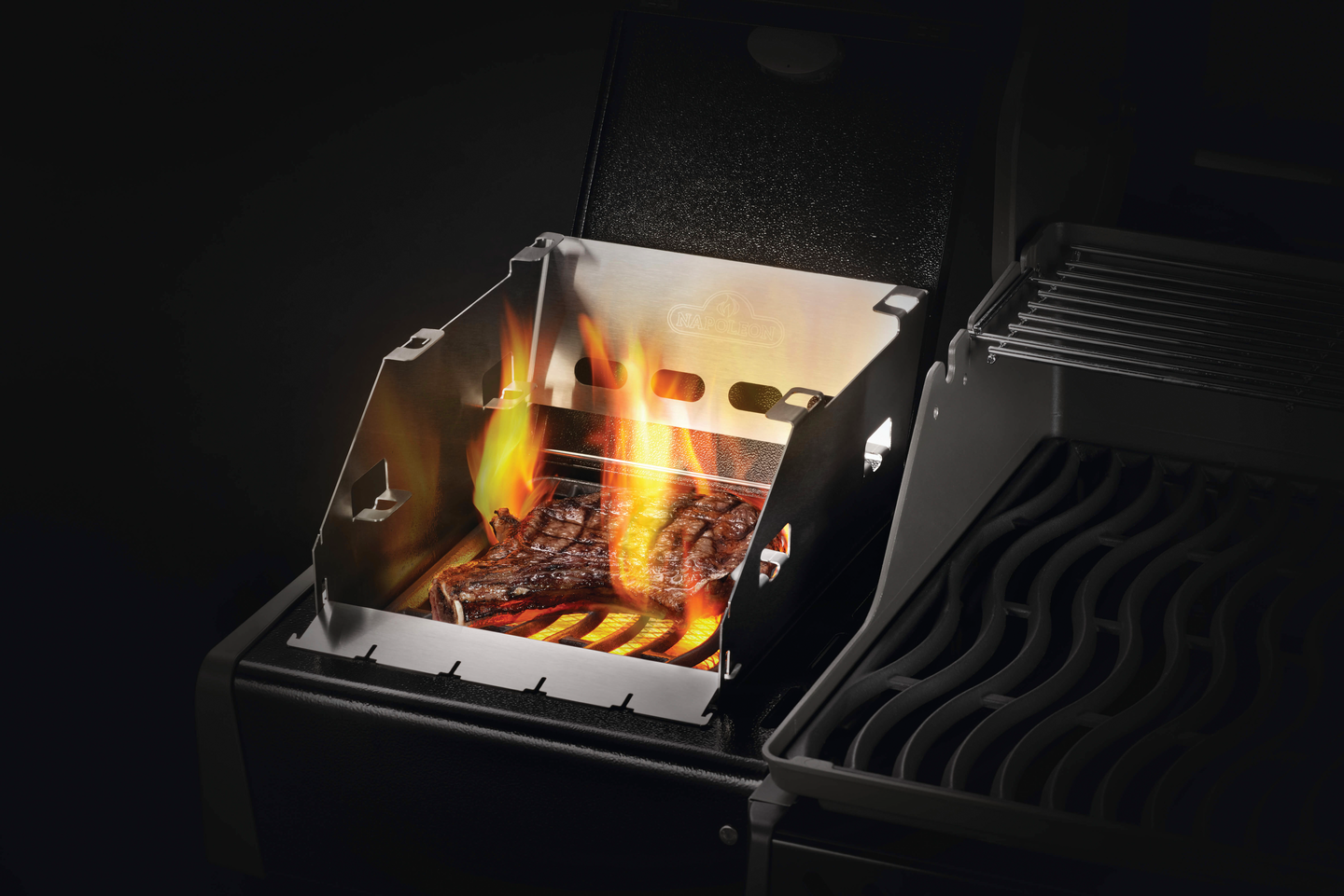 Tuulisuoja Napoleon Sizzle Zone pieni