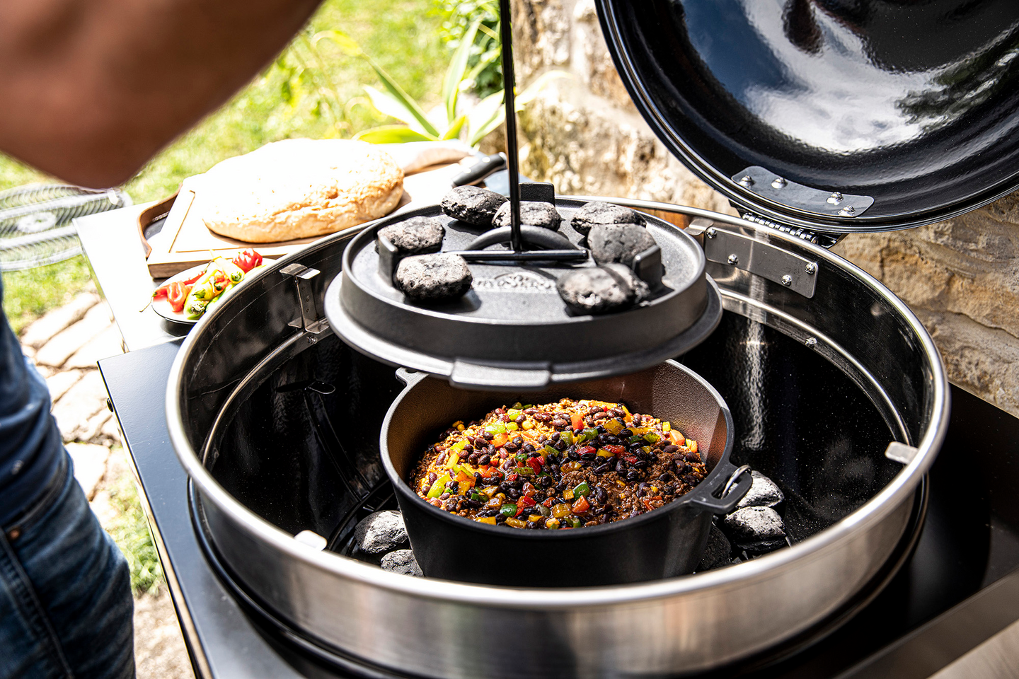 Kannen nostin Napoleon valurautapadalle