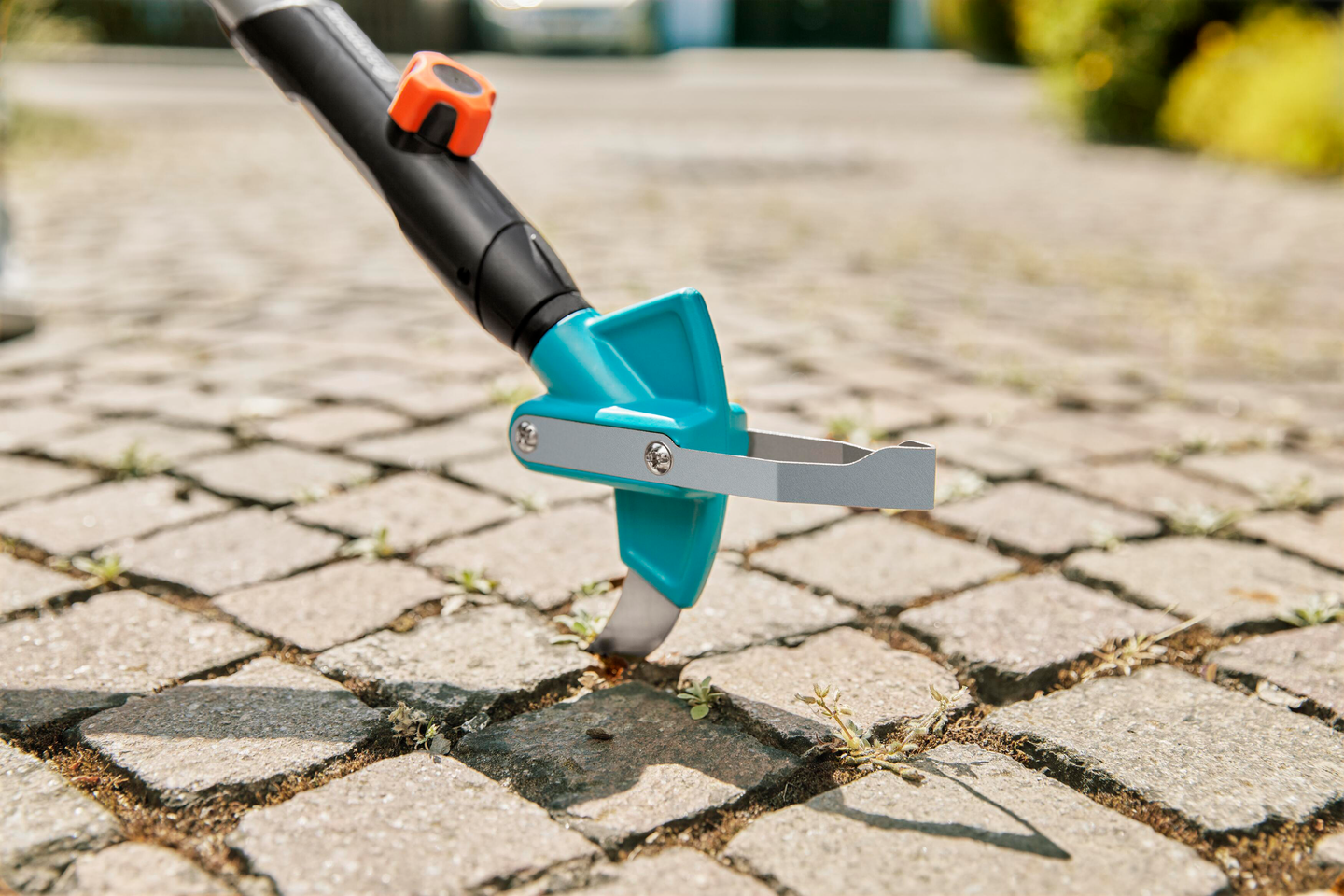 2in1 kiveysten puhdistusrauta Gardena combisystem