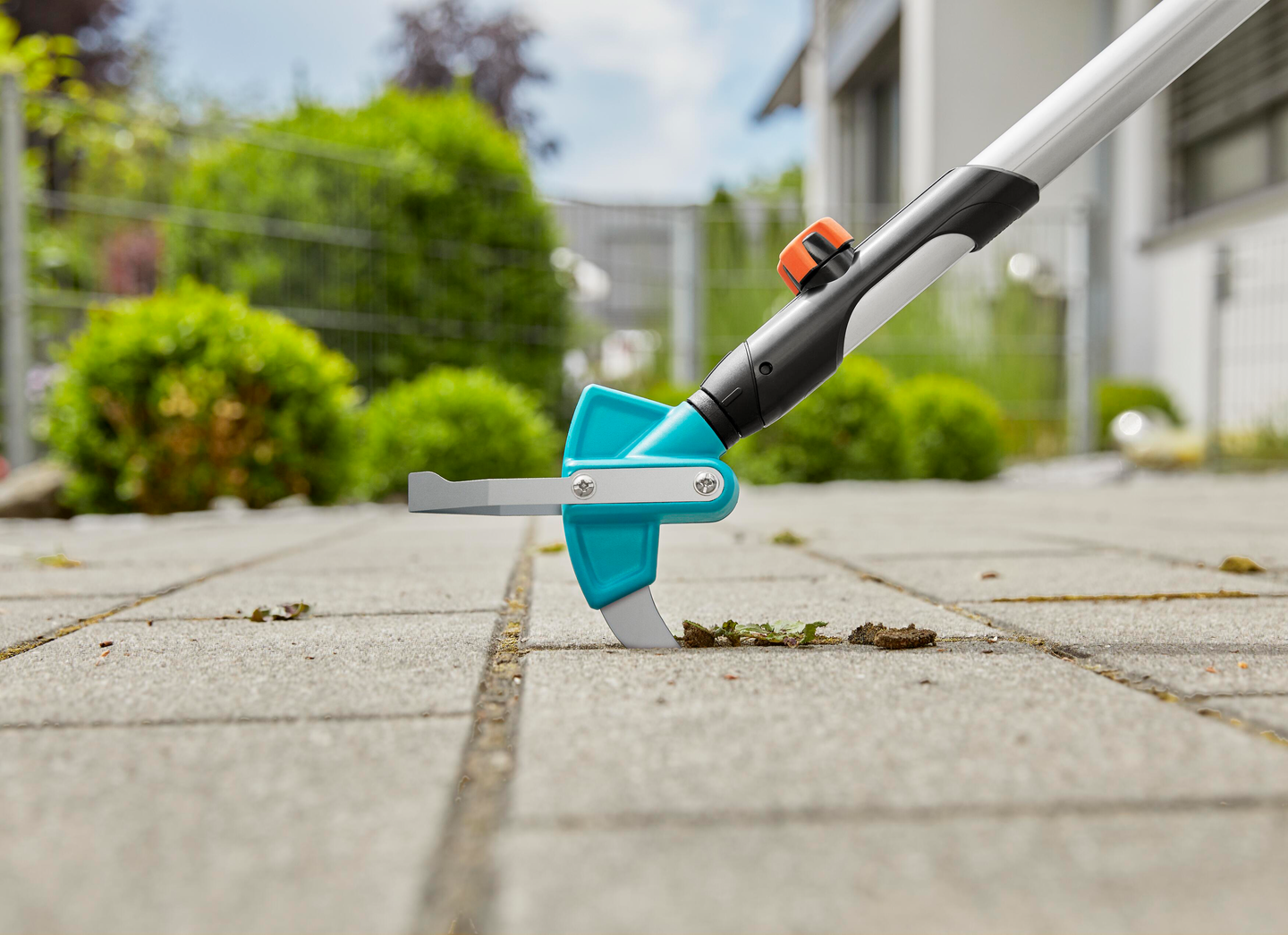 2in1 kiveysten puhdistusrauta Gardena combisystem