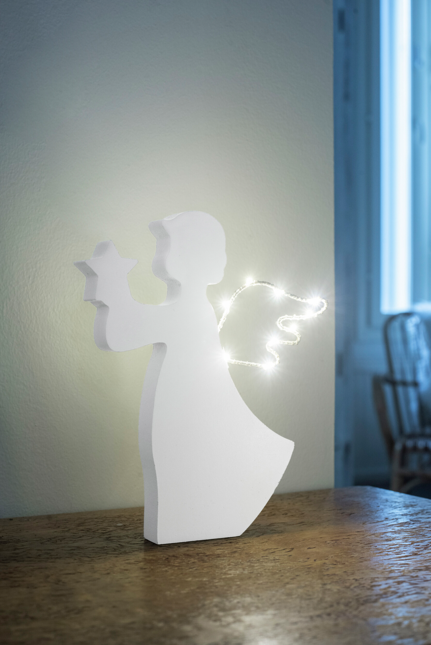 Puinen enkeli Airam Natalia 20cm