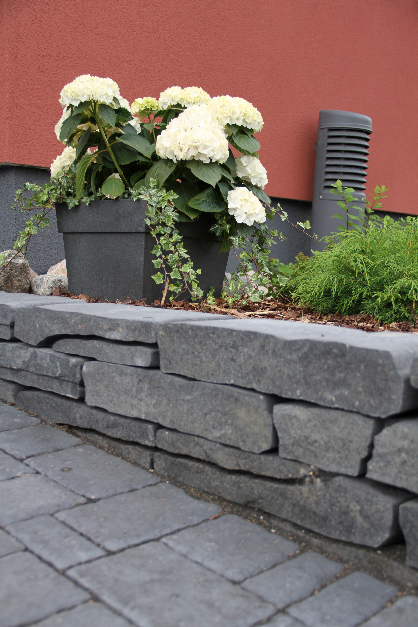 Rustikko Rudus hiili 400x180x77mm