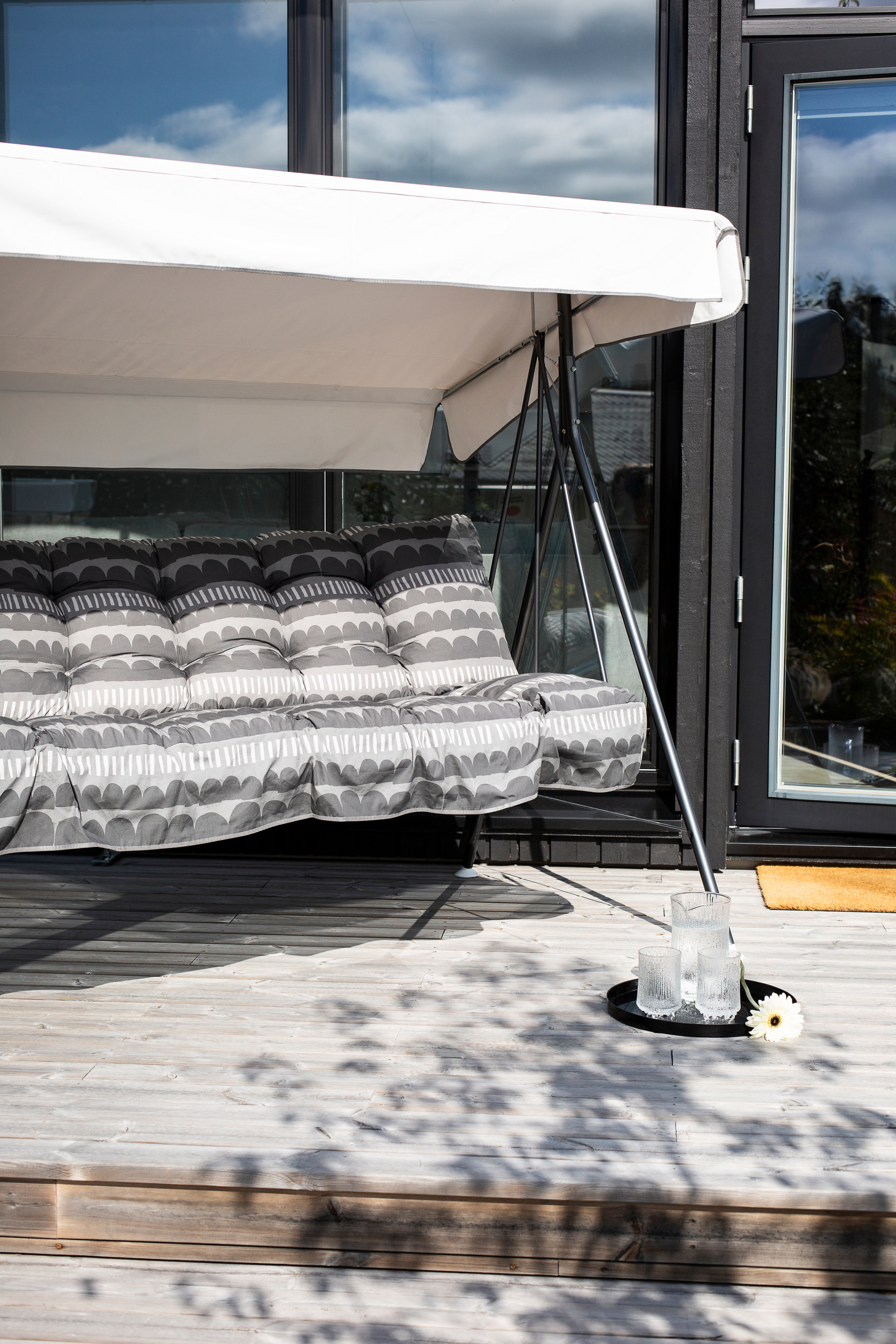 Keinu Varax Teneriffa 3-istuttava Stormskär harmaa