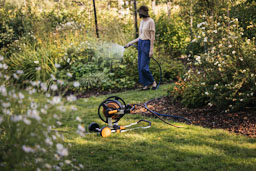 Kärrykastelukela Fiskars XL manuaalinen