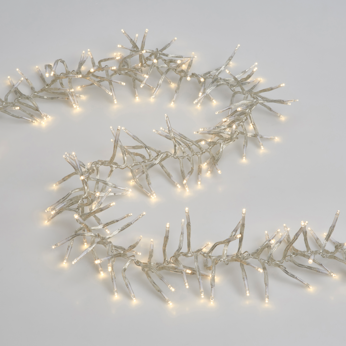 Valosarja Cello Cluster kirkas 900 lediä