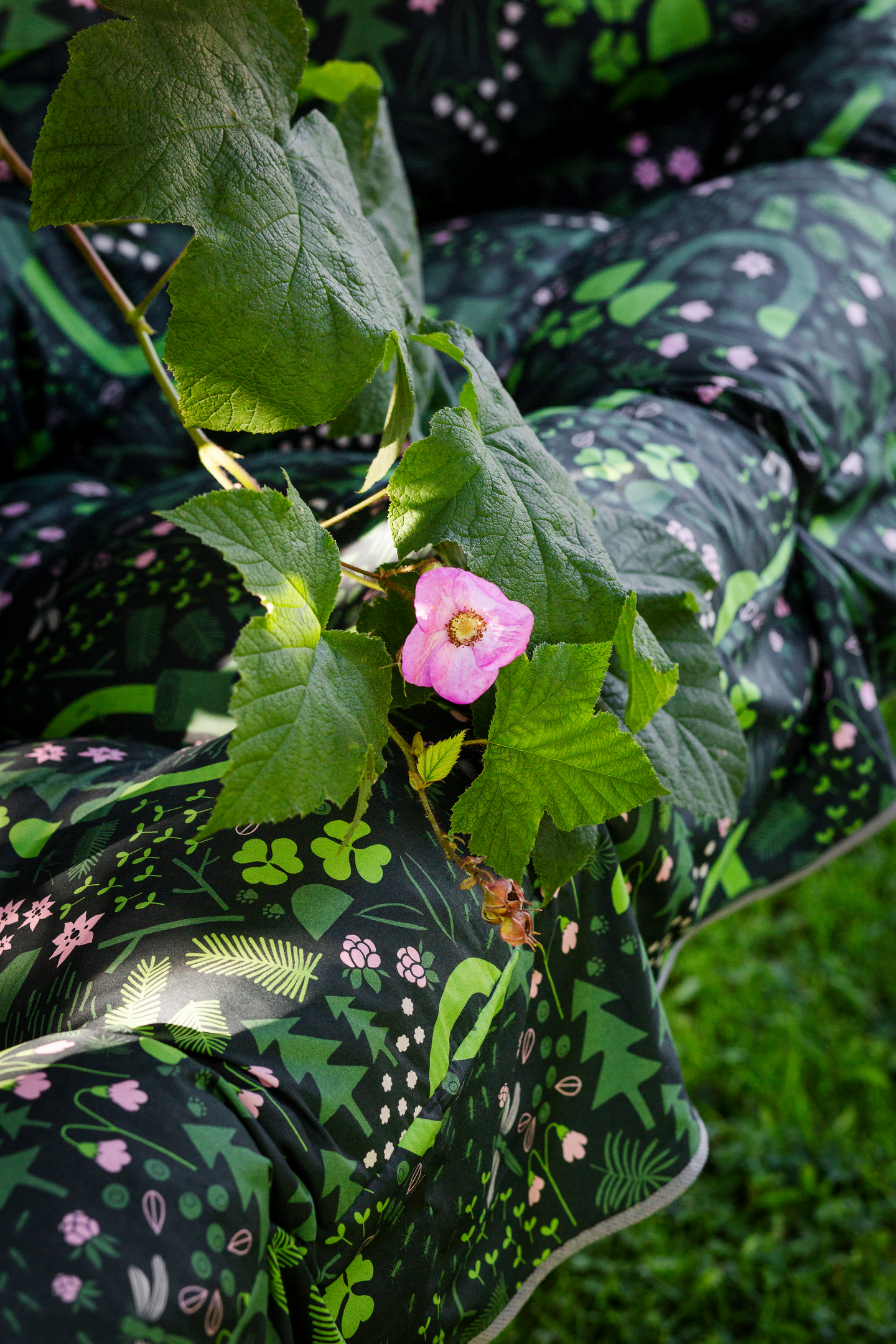 Keinu Varax Teneriffa 3-istuttava vihreä metsä