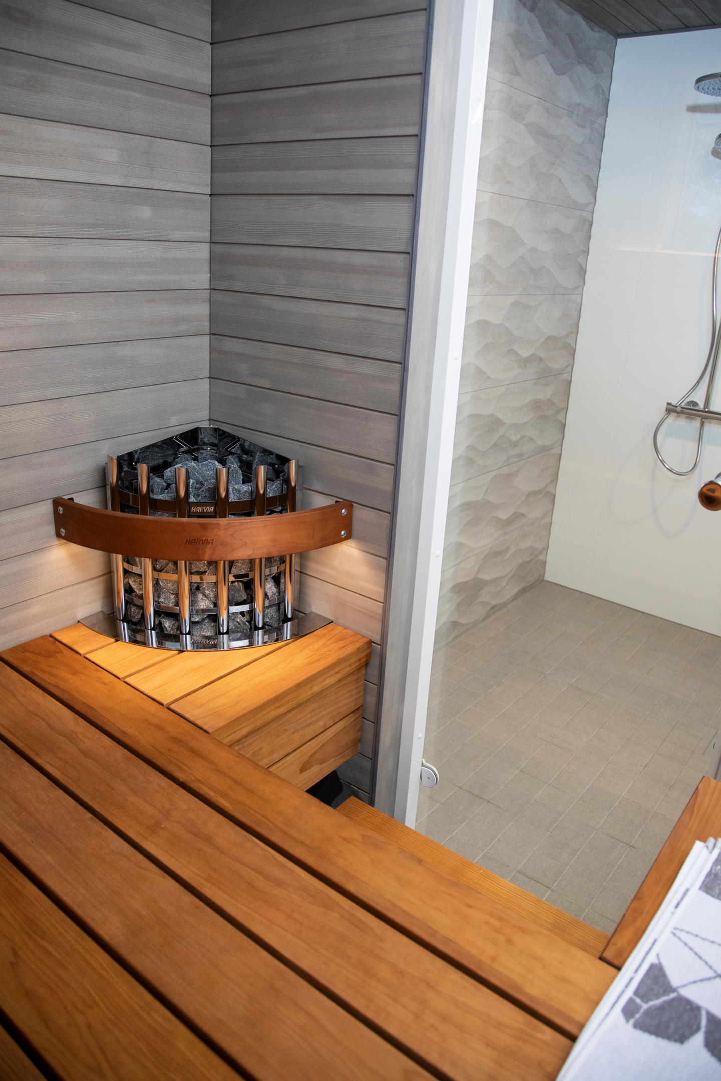 INFÄLLNINGSRAM GLOW CORNER TILL BASTUAGGREGAT