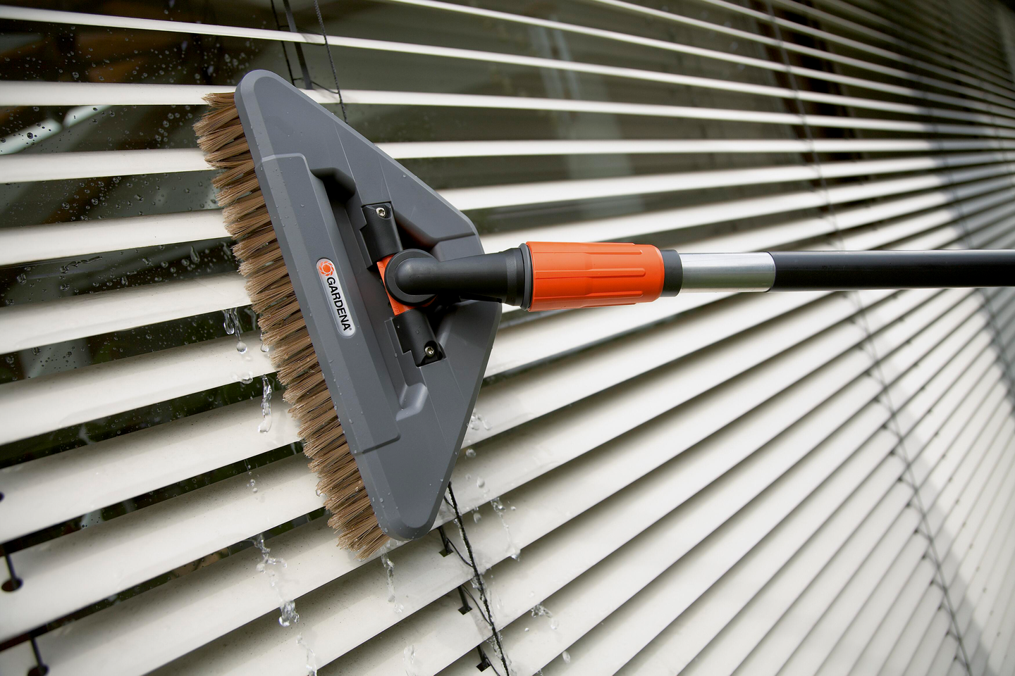 Pesuharja Gardena nivelliitos pehmeä 05560-20