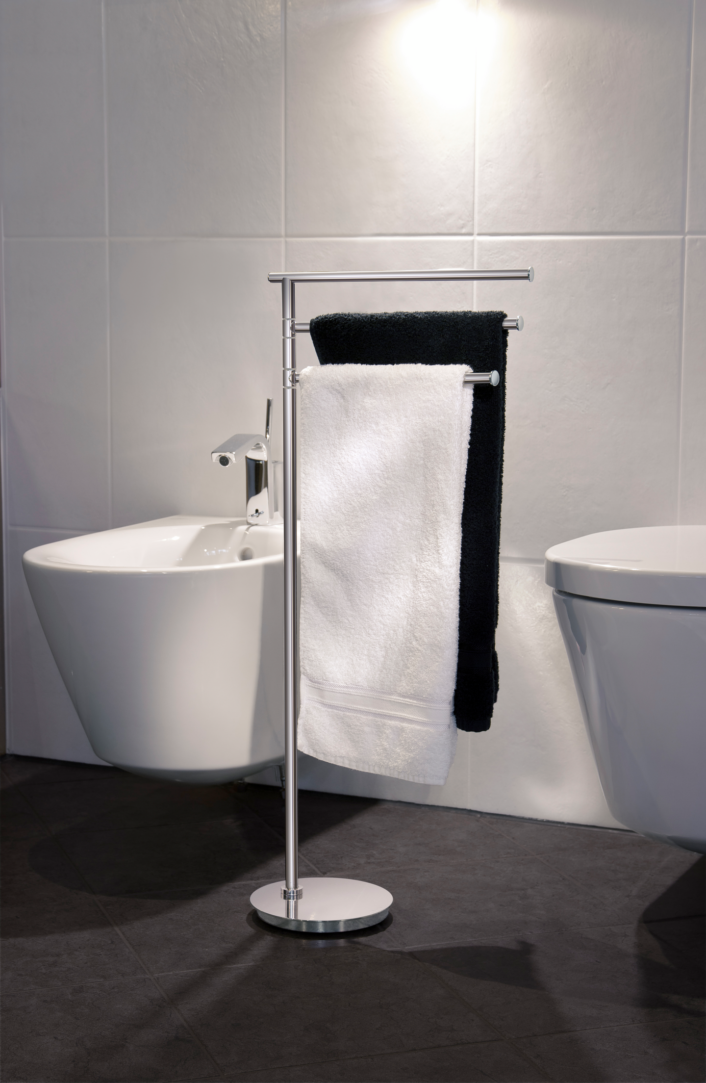 Pyyhetanko Smedbo Outline lite FK608 kiiltävä kromi