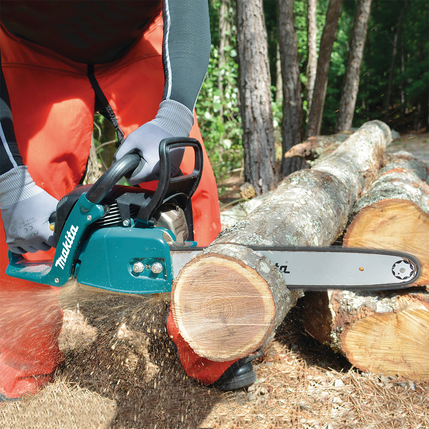 Moottorisaha Makita EA4300F33C 33cm