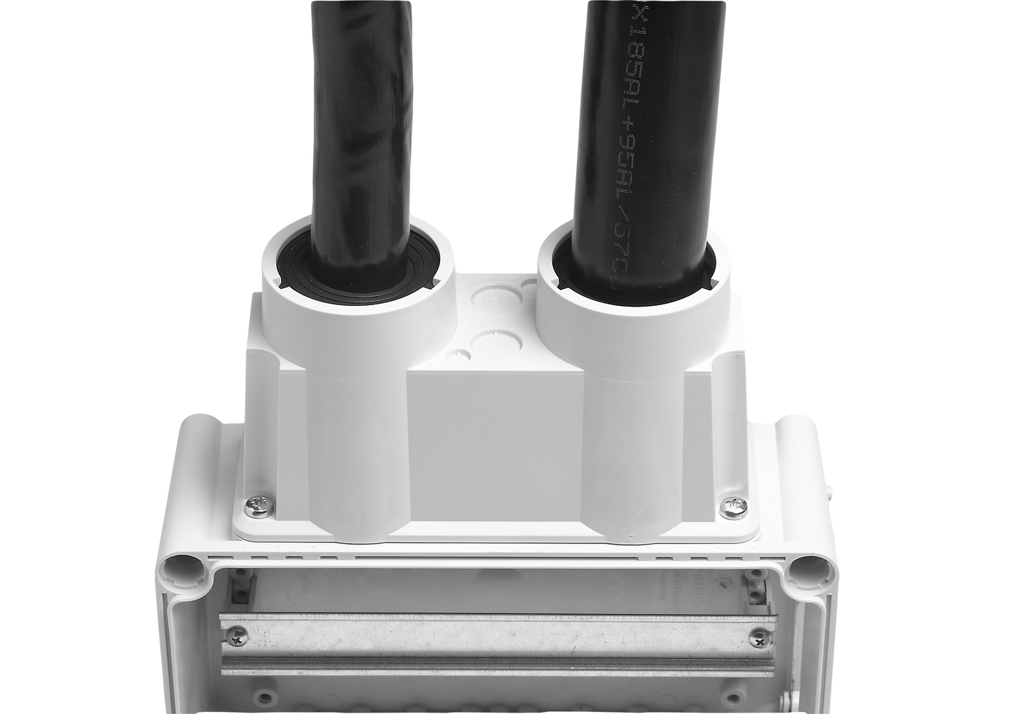 Putkilaippa Fibox EK EPA 2260 c-aukkoon 2 kaapeli