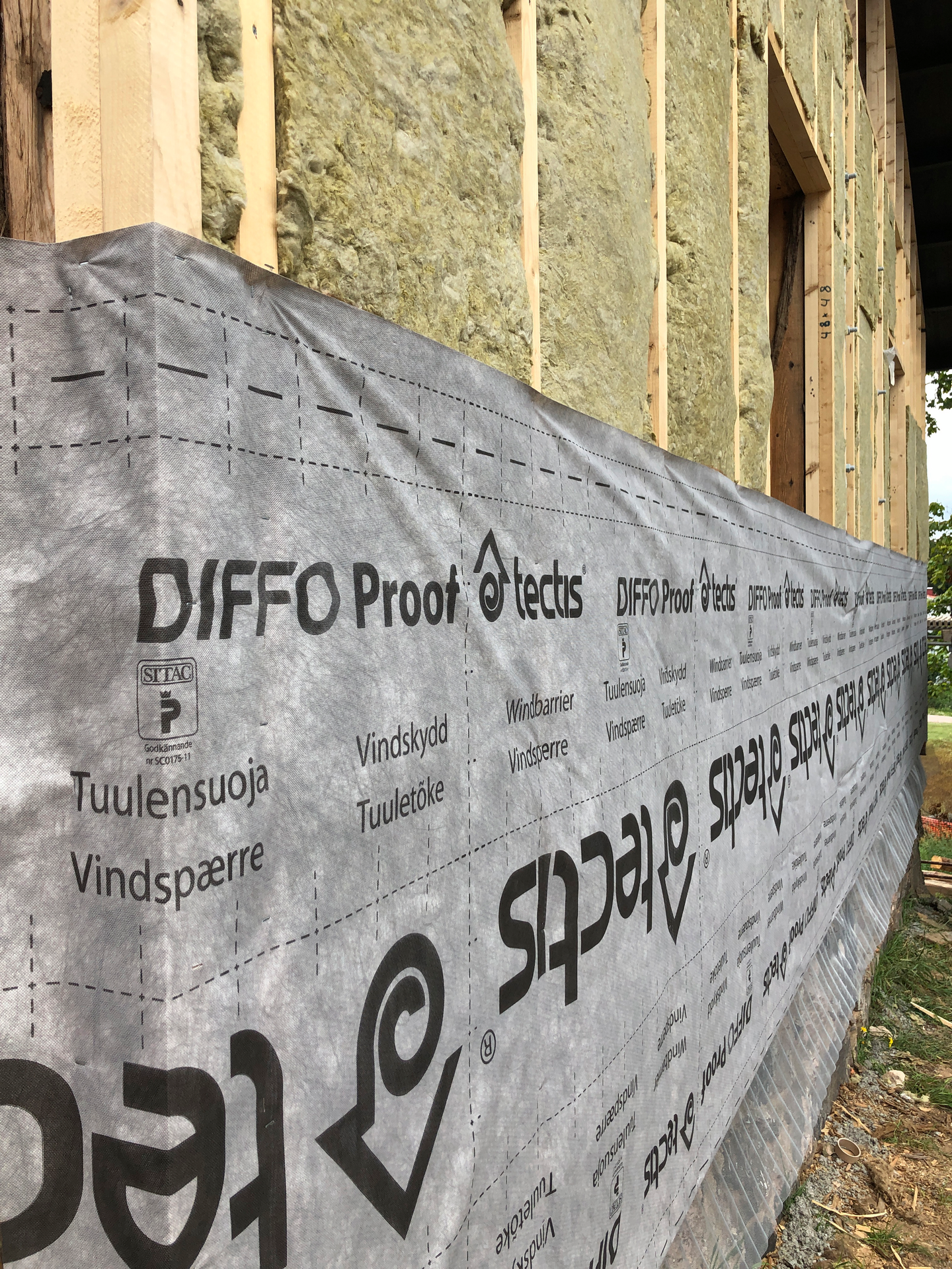 Tuulensuojakangas Diffo Proof 92g/m² 68m² 2,75x25m