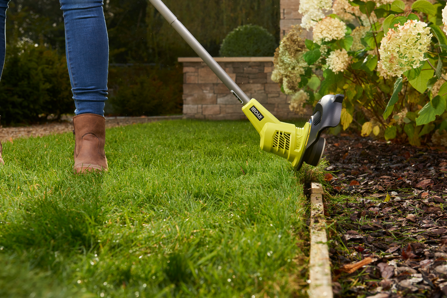 Akkutrimmeri Ryobi 18V ONE+ RY18LT25A-115P 1x1,5Ah