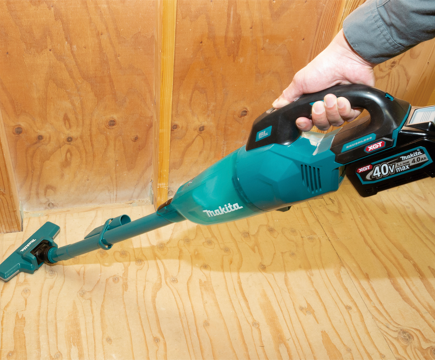 Rikkaimuri Makita CL001GD202 40V