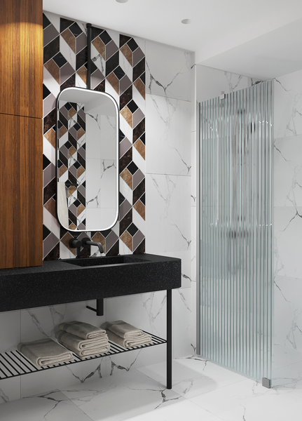 Suihkuseinä Forma 301 kiinteä 630x2025mm harmaa/reeded