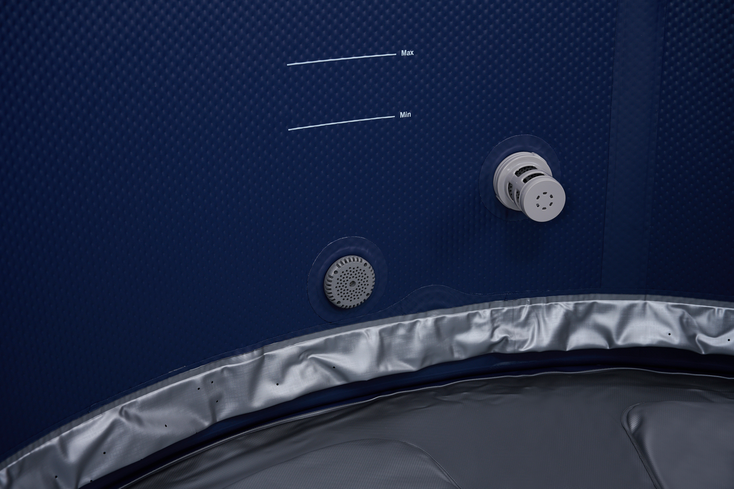 Ulkoporeallas M-Spa Naval