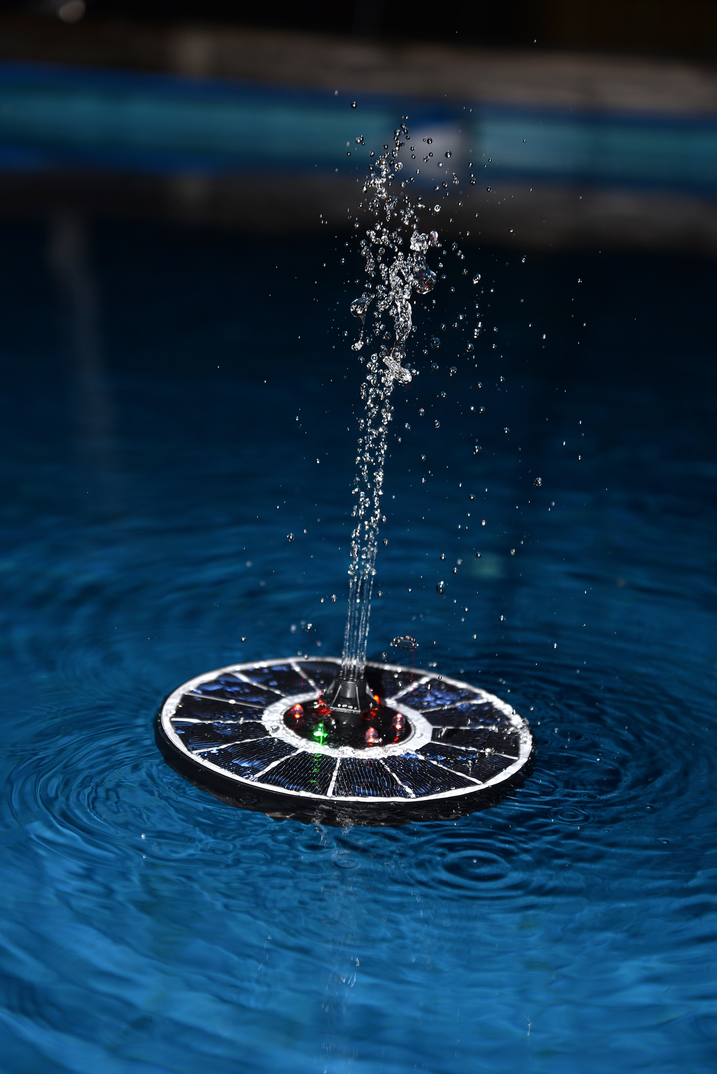 Aurinkokennopumppu 120 l/h sis. led-valo