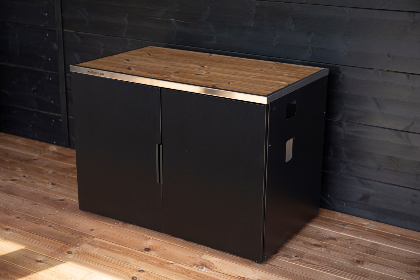 Kesäkeittiön pöytä Muurikka Premium metalli