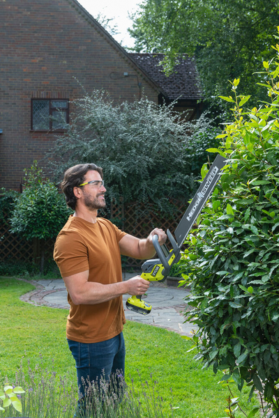 Pensasleikkuri Ryobi RY18HT45A-0 18V