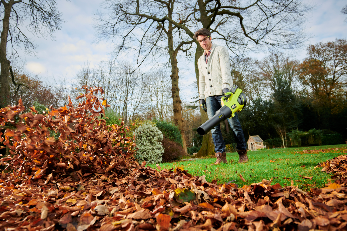 Puhallin Ryobi RY36BLXB-0 Max Power 36V runko