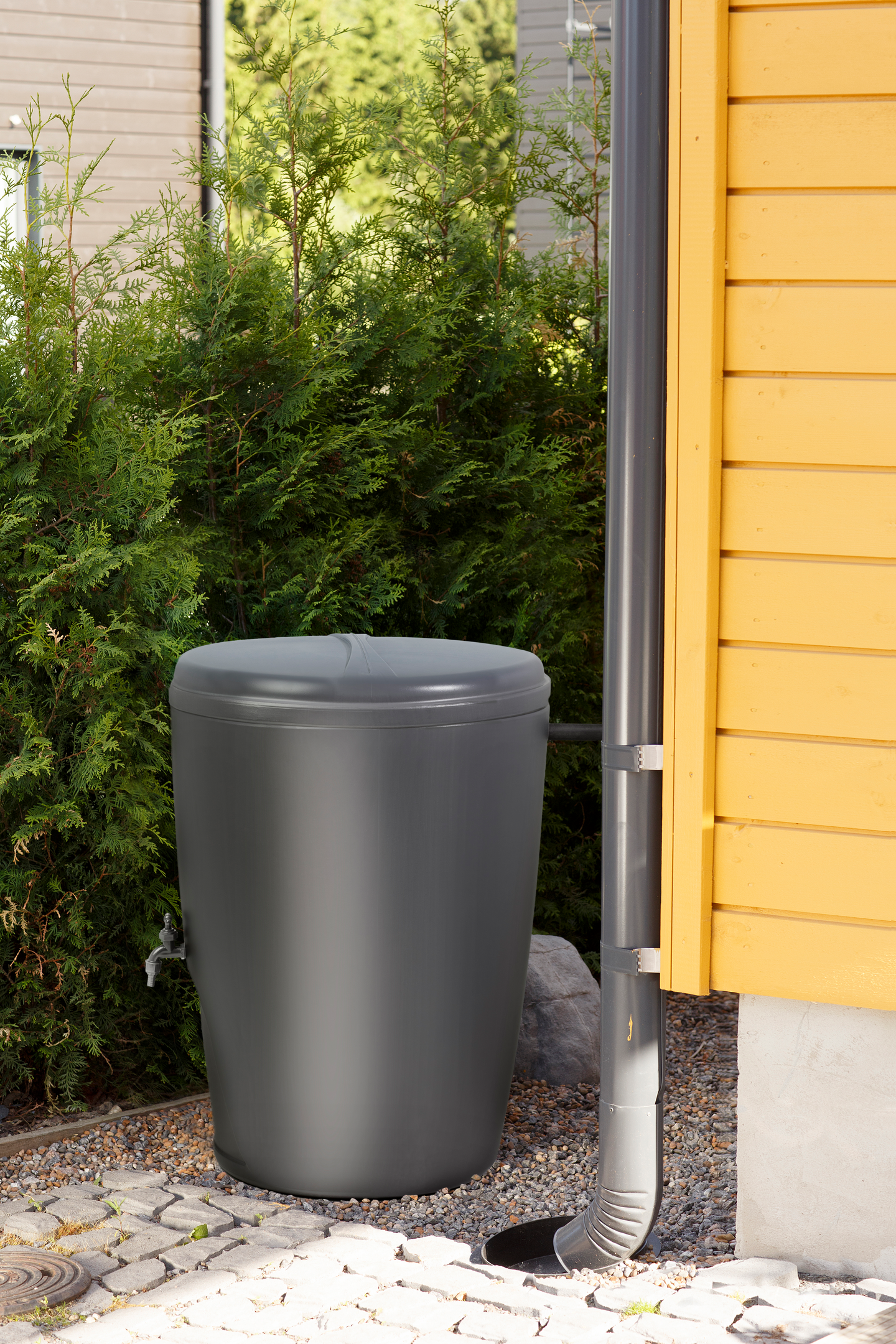 Sadevesisäiliö Kekkilä 250l