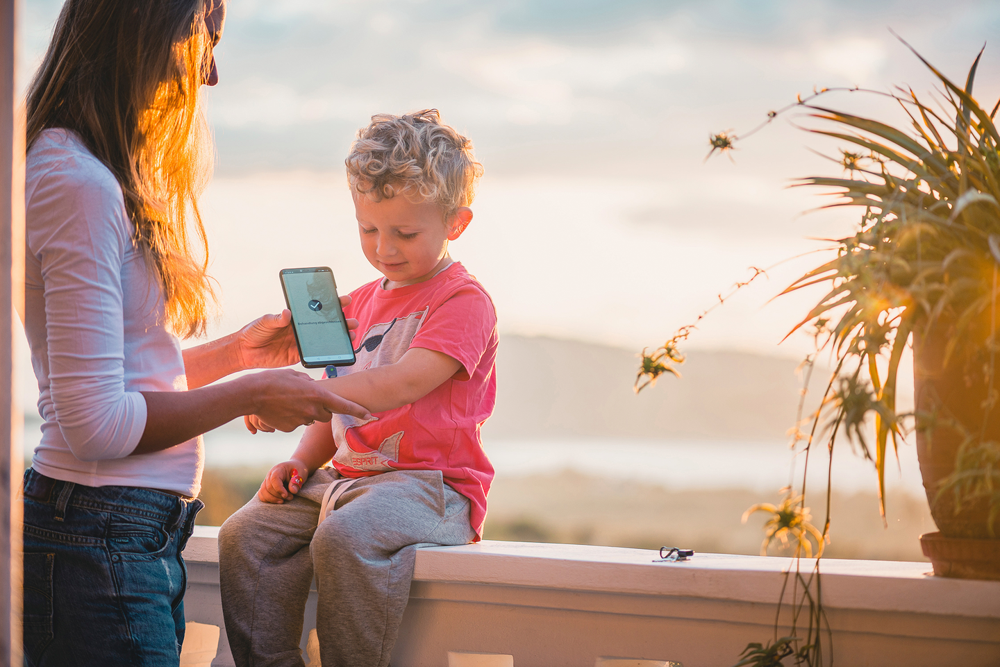 Hyönteispiston hoitolaite HEAT_IT Apple