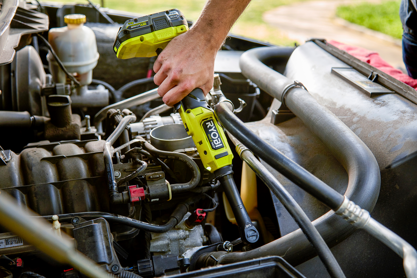 Akkuräikkäväännin Ryobi RRW1814X-0 1/4in kara 18V ONE+ HP hiiliharjaton