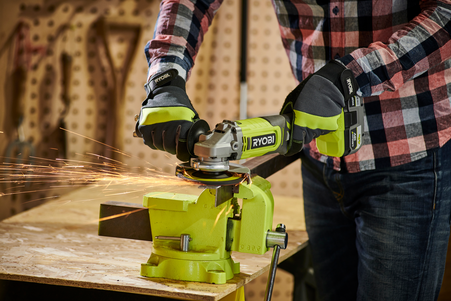 Akkukulmahiomakone Ryobi 125mm RAG18125-0 18V ONE+