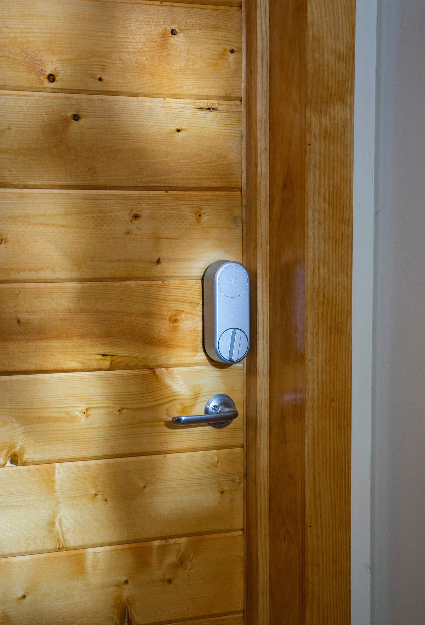 Älylukko Yale Linus + etäohjaus hopea