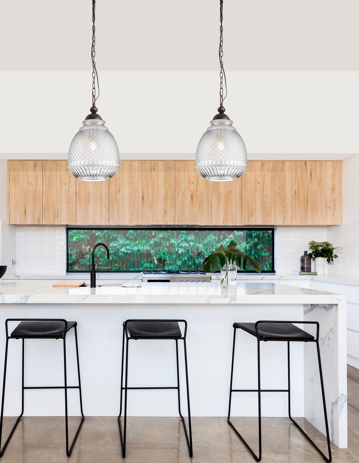 Riippuvalaisin Nova Luce Toulon kirkas E27 270mm