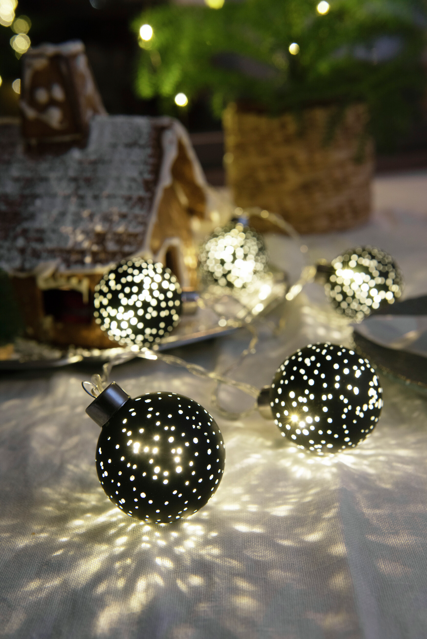 Lasipallosarja Airam Tiffany 7 lediä IP20