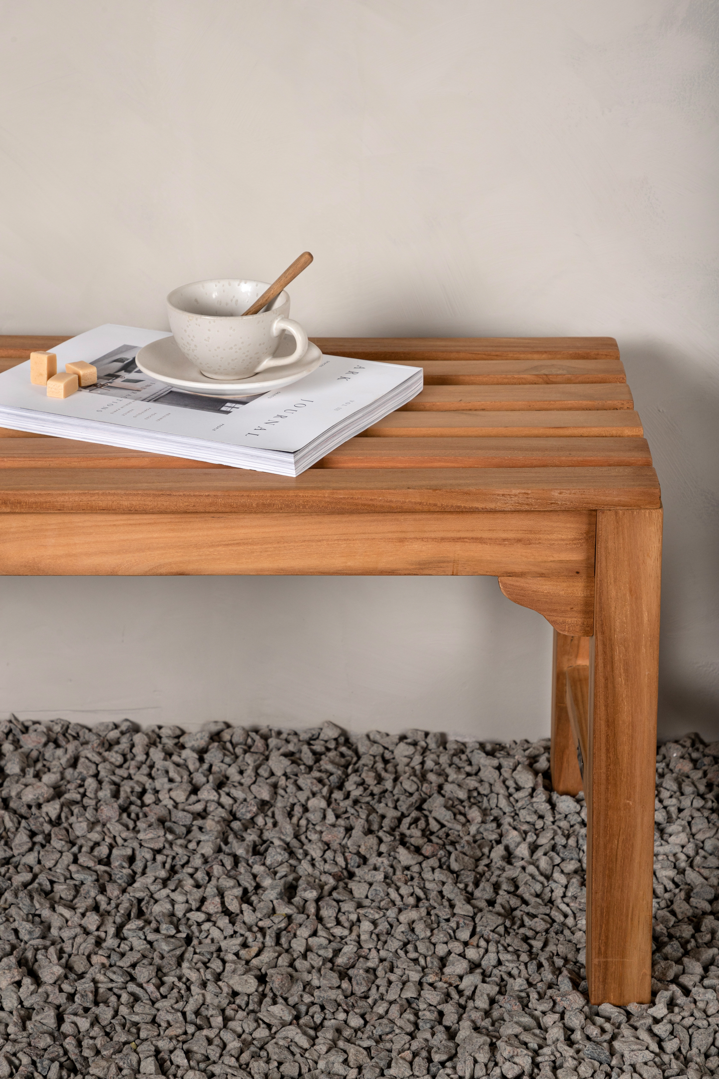 BÄNK KALMAR UTAN RYGGSTÖD TRÄ MATERIAL