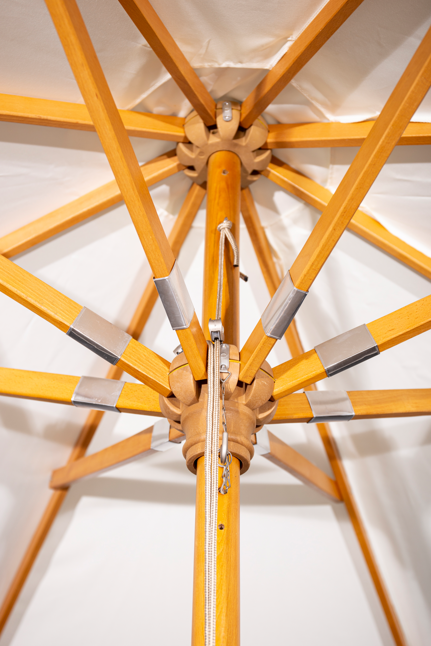 PARASOLL CELLO NUTOS 3M TRÄ, ECRU MATERIAL