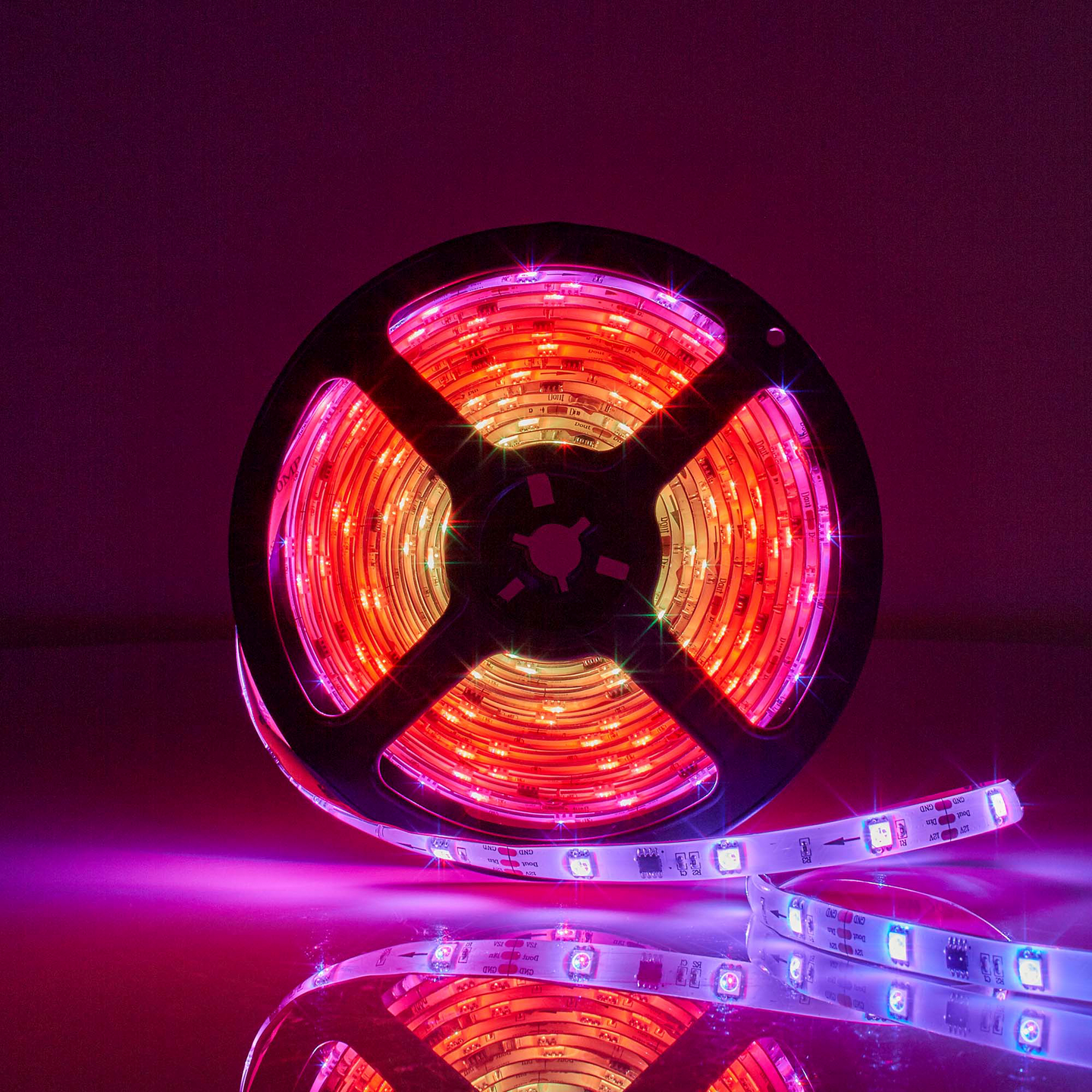 Led-nauha Nedis SmartLife Wi-Fi monivärinen 5000mm IP65 700lm