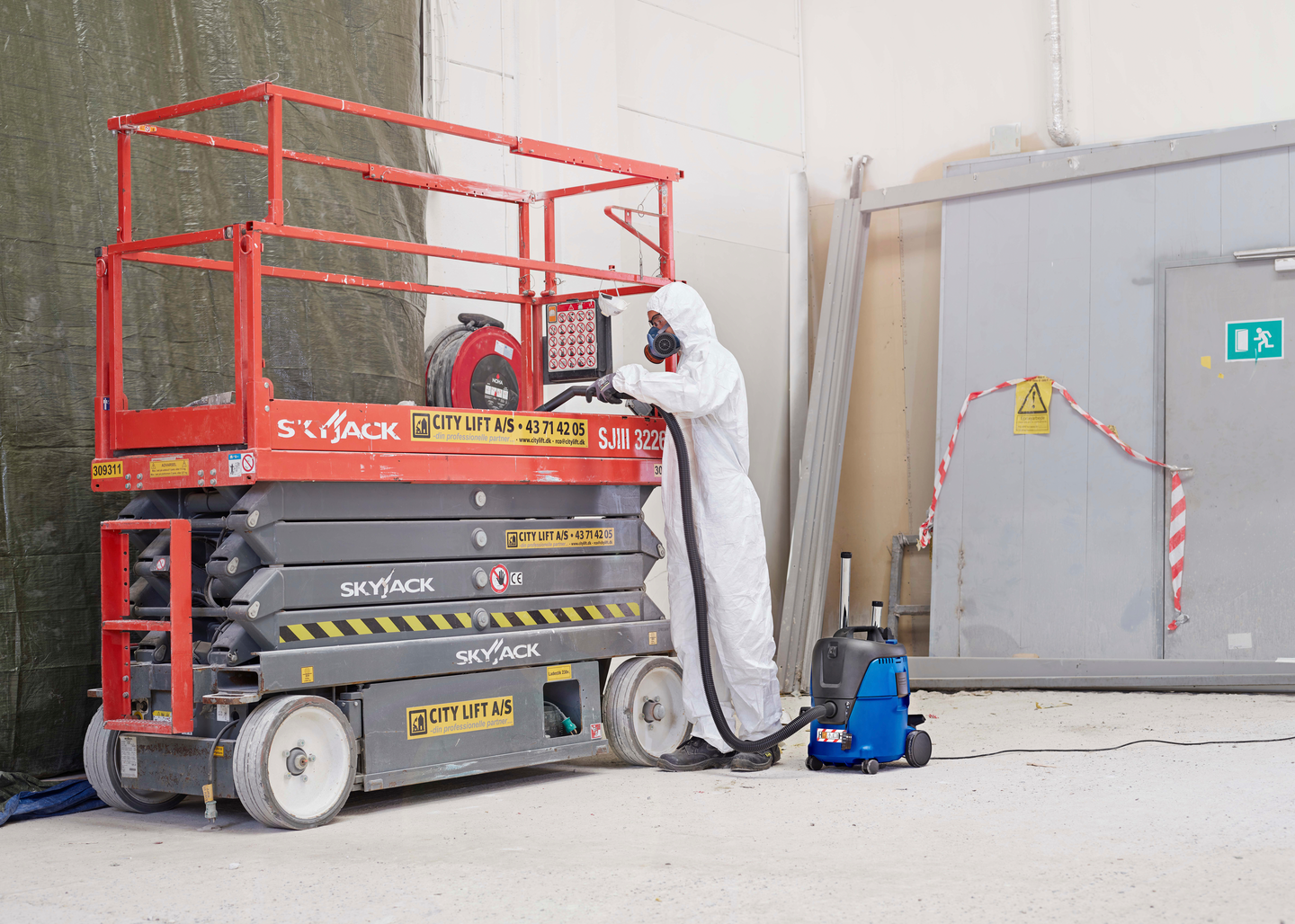 Märkä-kuivaimuri Nilfisk Aero 21-0H PC