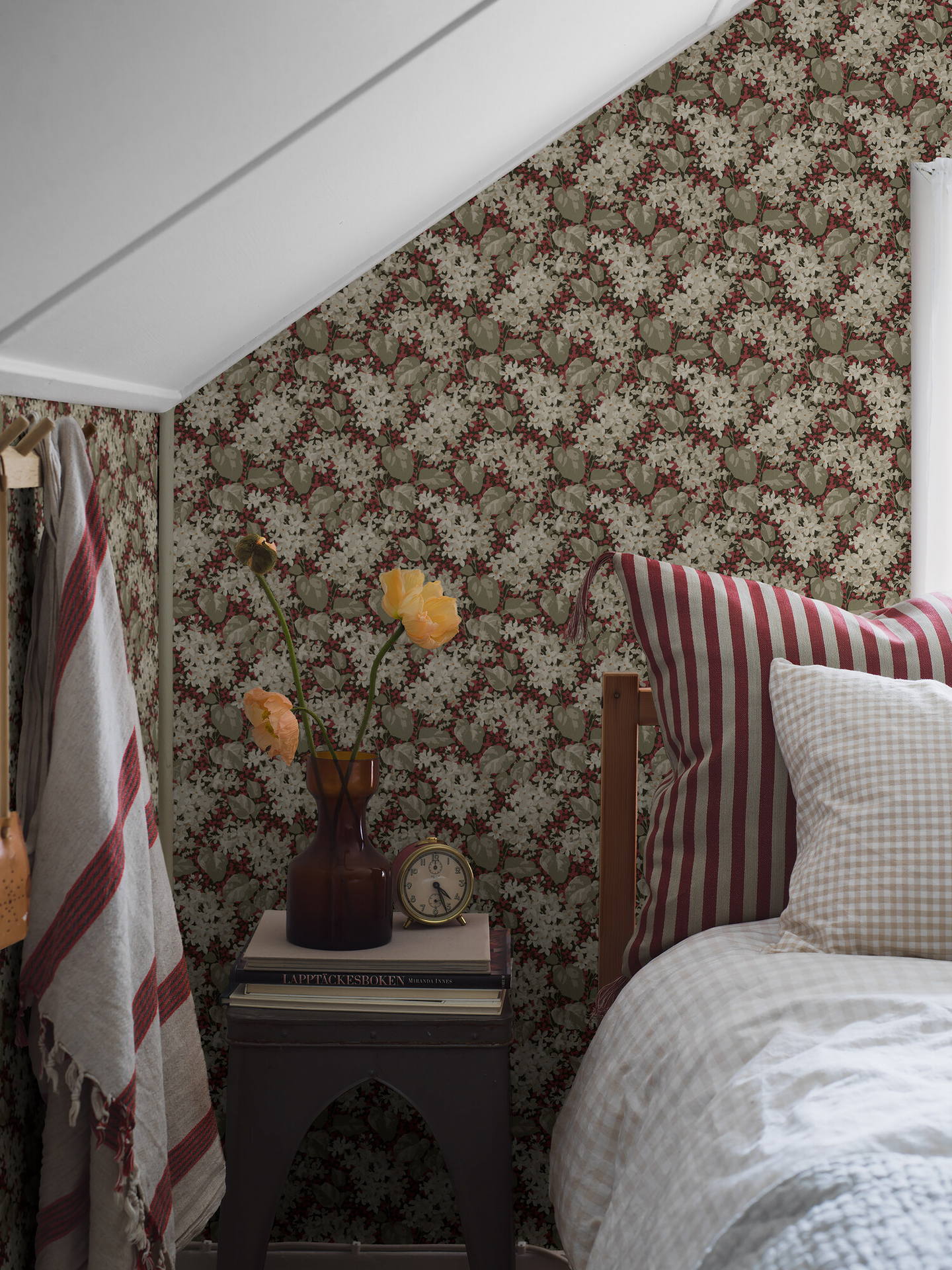 TAPET ALLA BORÅSTAPETER TIDERS HUS 4161, ARATORP