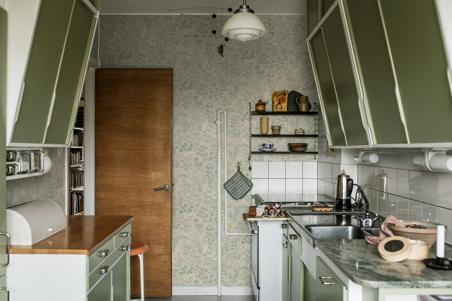 Tapetti Boråstapeter Alla Tiders Hus 4179 10,05m kuitu