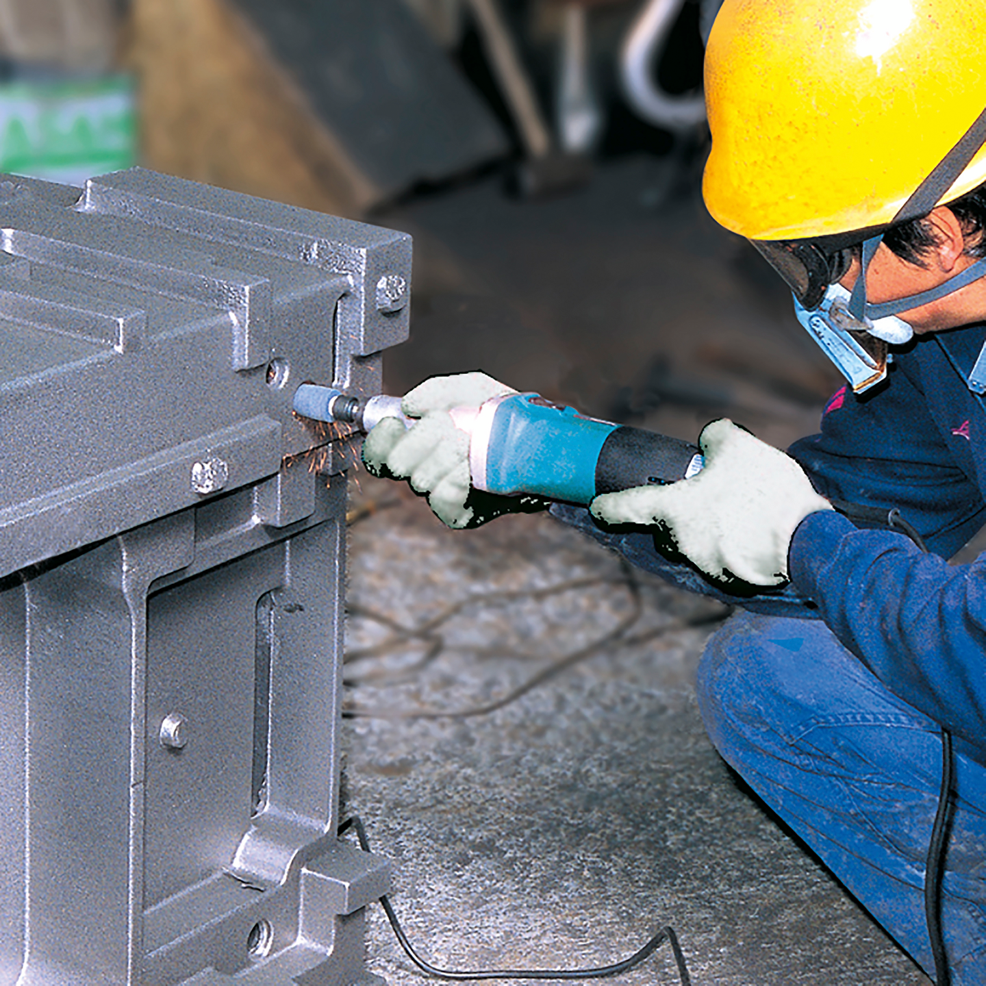 Suorahiomakone Makita GD0800C 750W