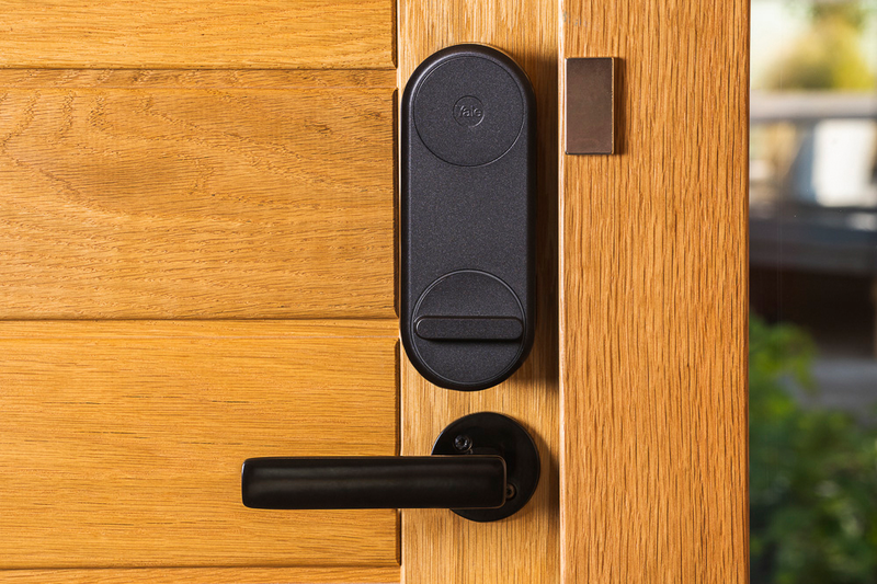 Älylukko Yale Linus musta