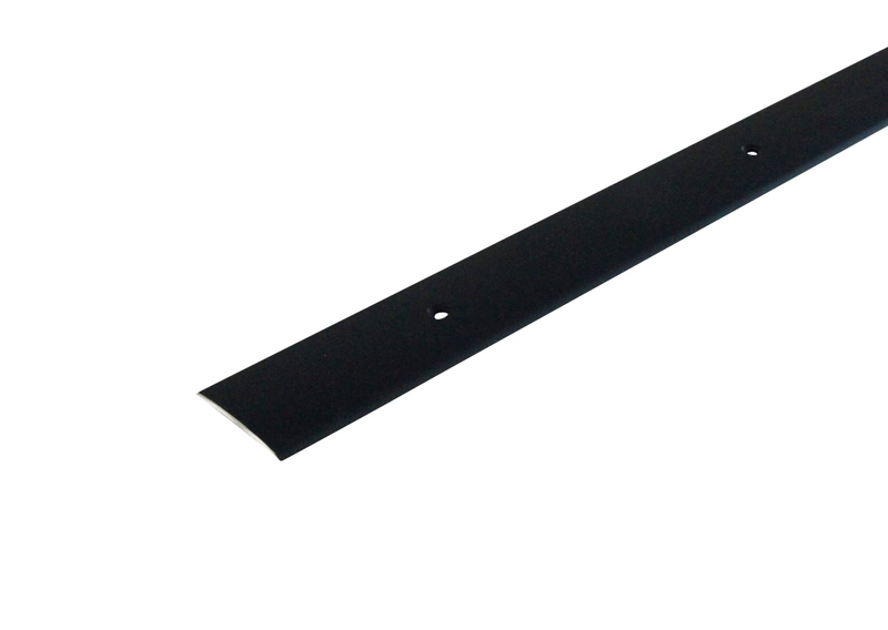 Saumalista 40mm musta-anodisoitu sileä rei’itetty 1000mm