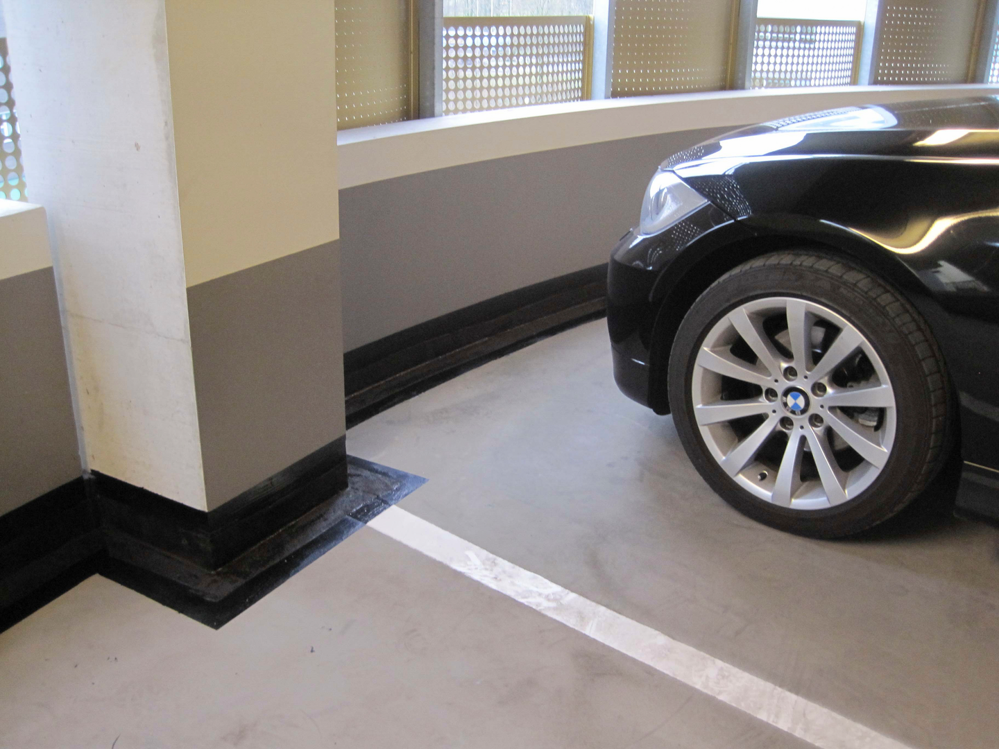 Pinnoite- ja tiivistysmassa Sitko Liquid Seal 310ml