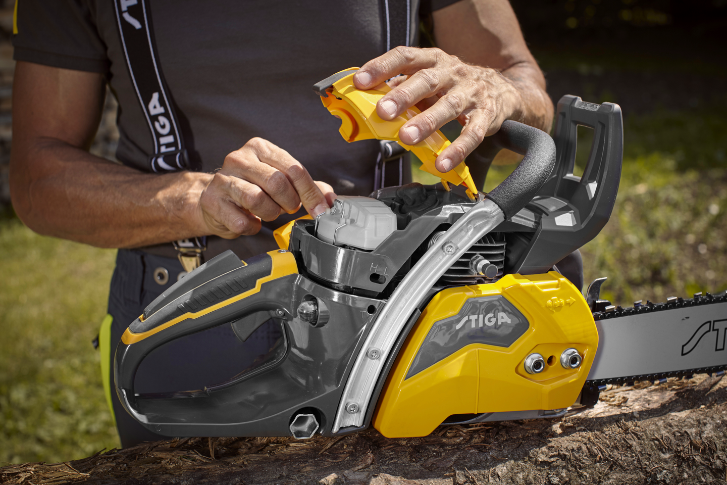 Moottorisaha Stiga CS 755 15in