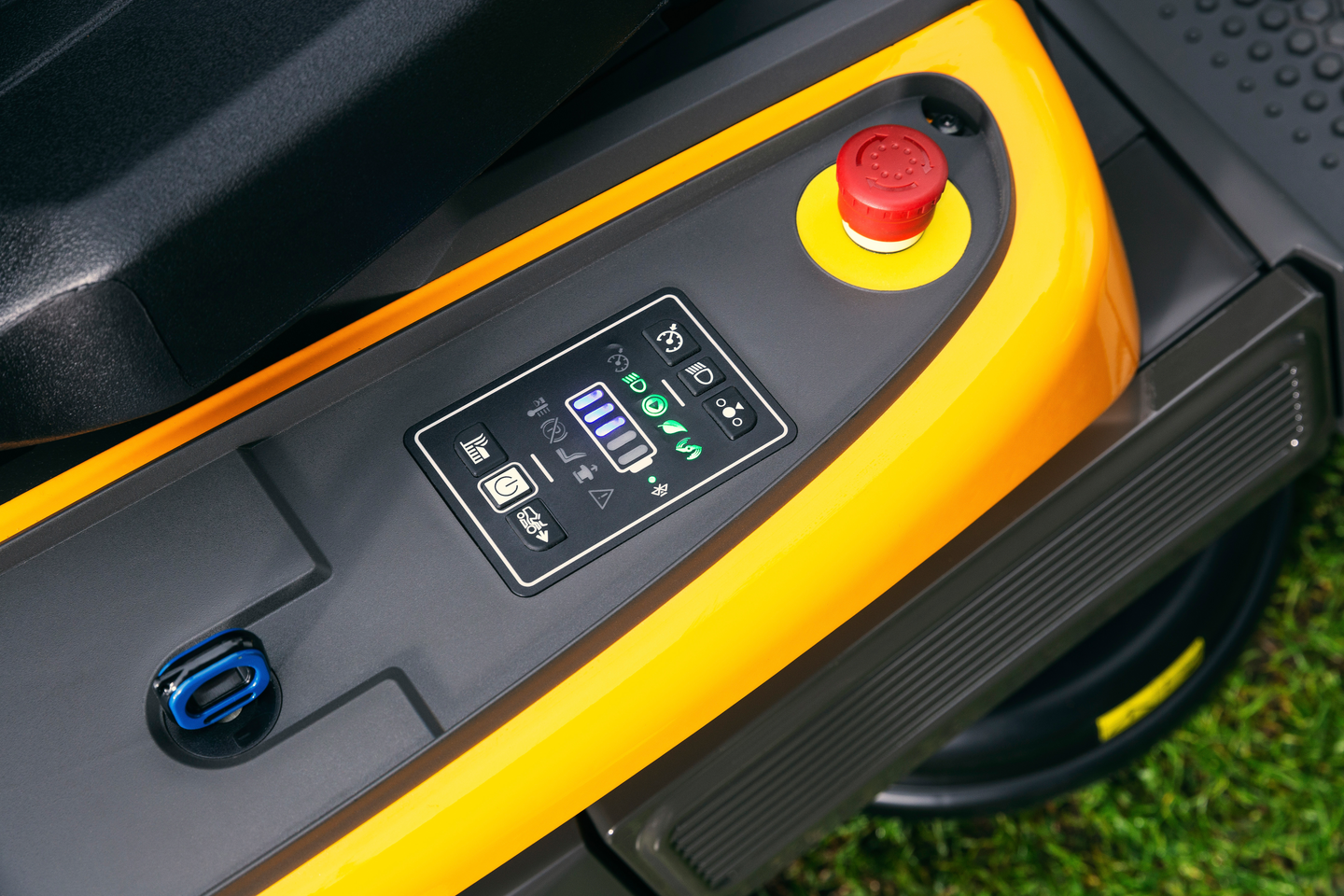 Akkuajoleikkuri Stiga Swift 372E