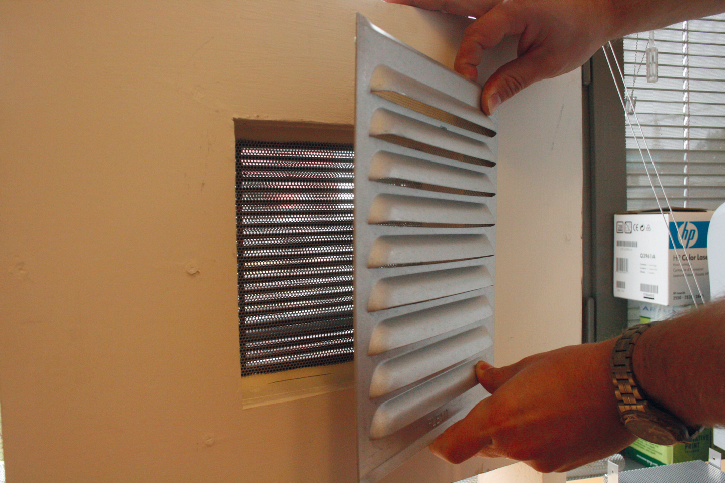 Siirtoilmasäleikkö Securo Flexit 150x150mm