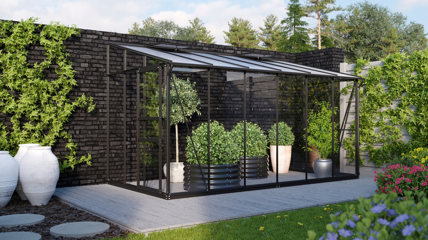 Seinäkasvihuone Vitavia Ida 7800 karkaistu lasi, musta alumiinirunko, sokkelilla