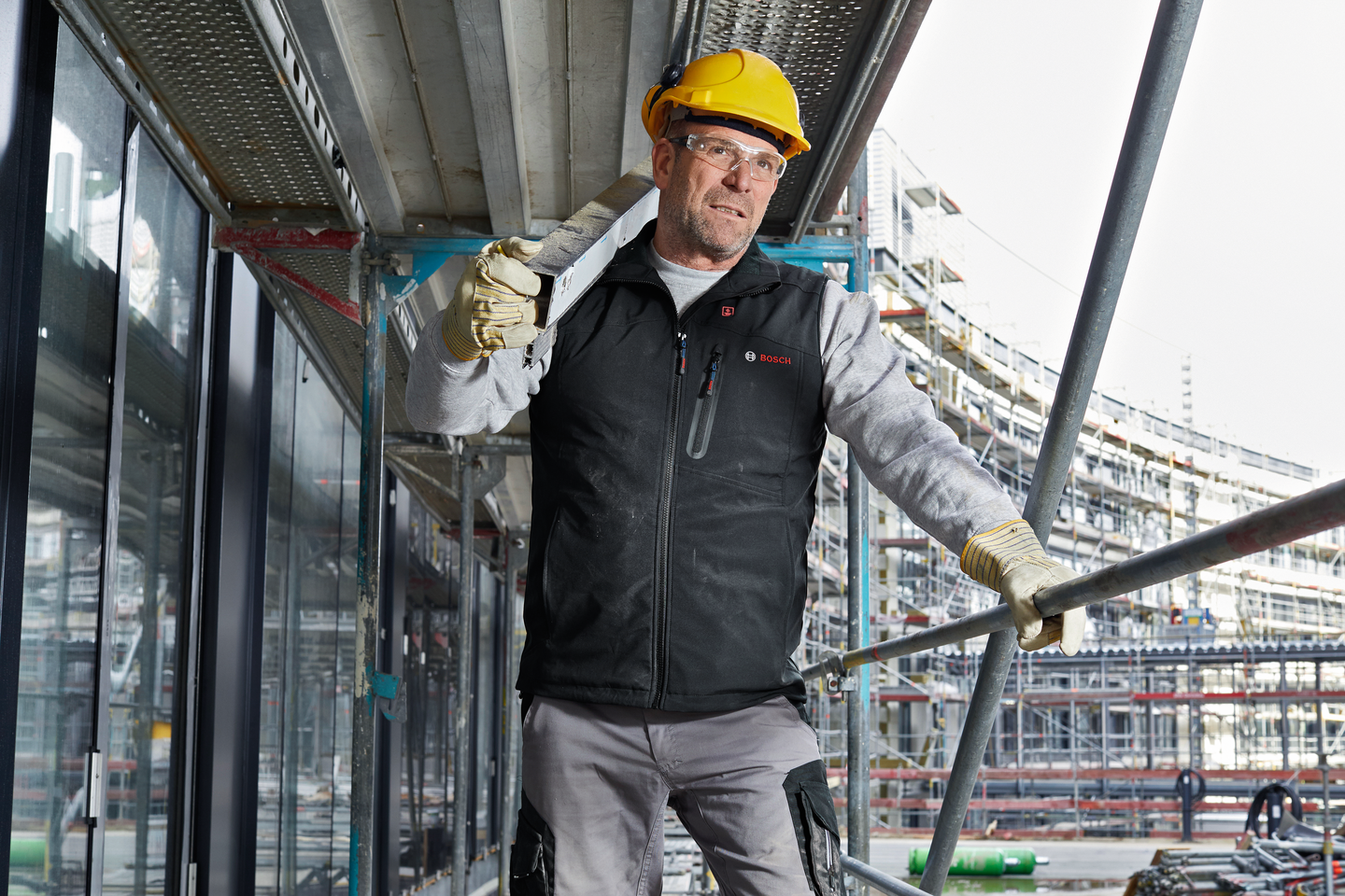 Lämpöliivi Bosch GHV 12/18V XA Solo GAA 12V-21