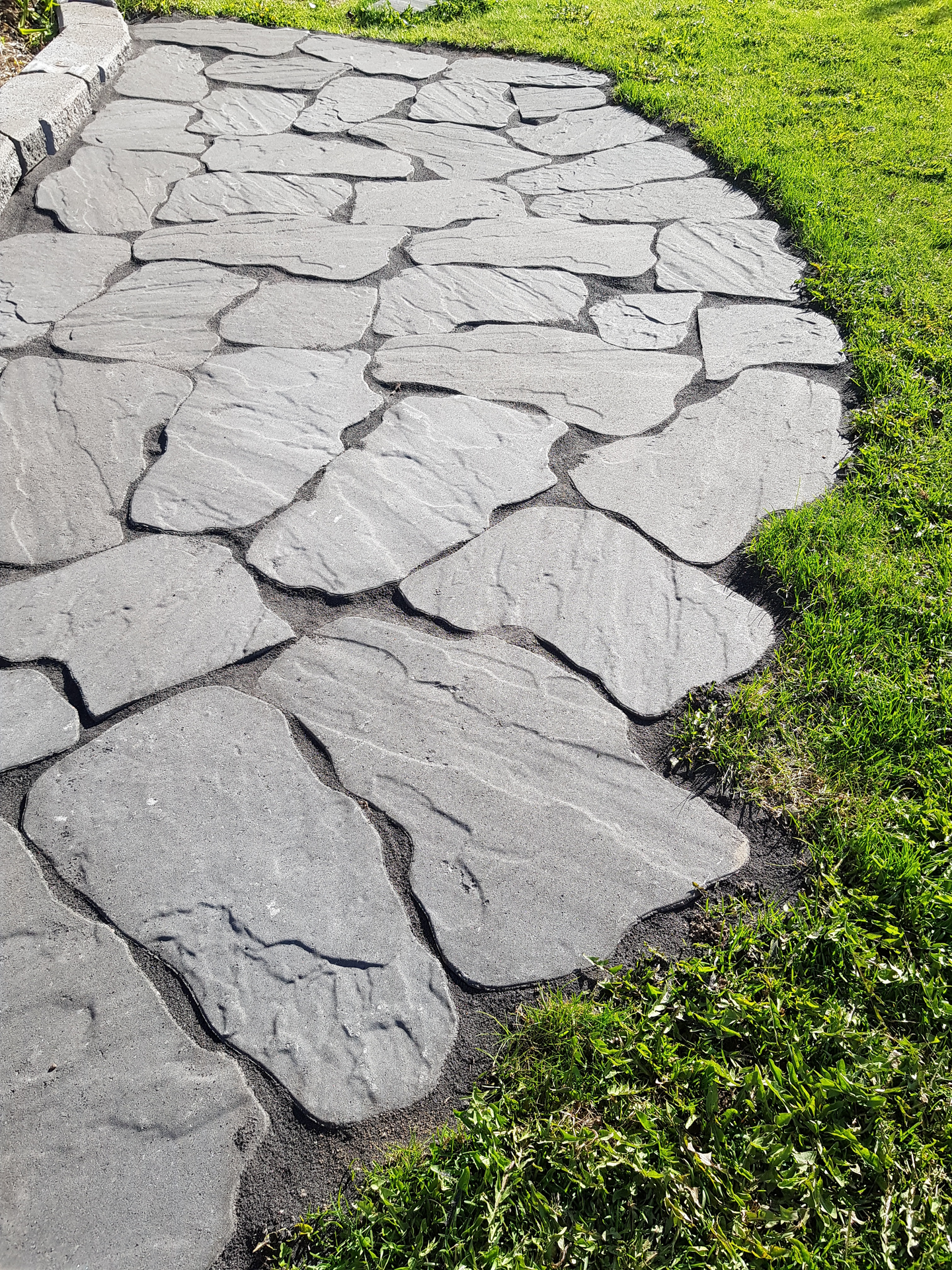 Askelkivi Lakka 50mm musta