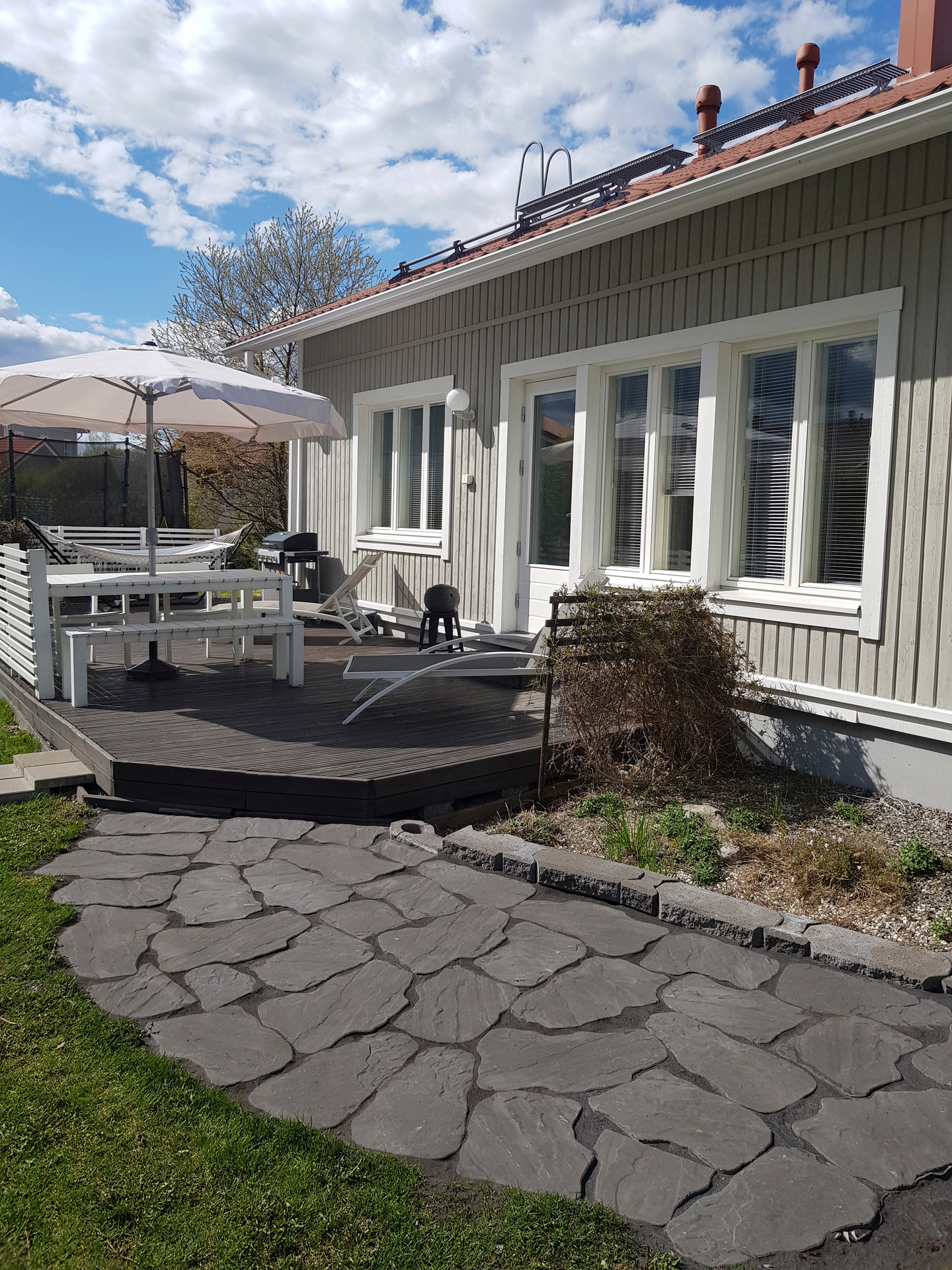 Askelkivi Lakka 50mm musta lava 50kpl