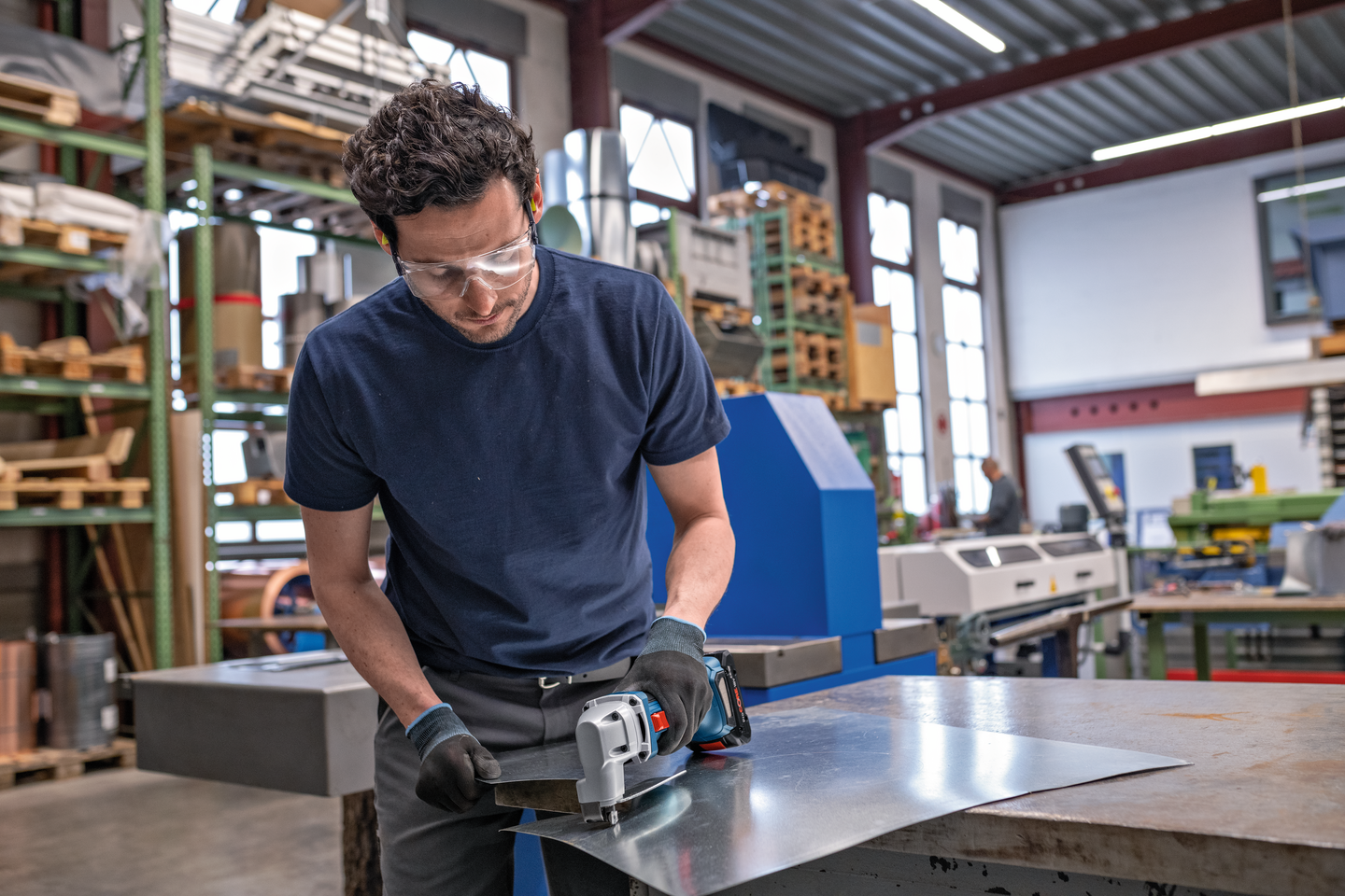 Akkulevyleikkuri Bosch GSC 18V-16 E Solo